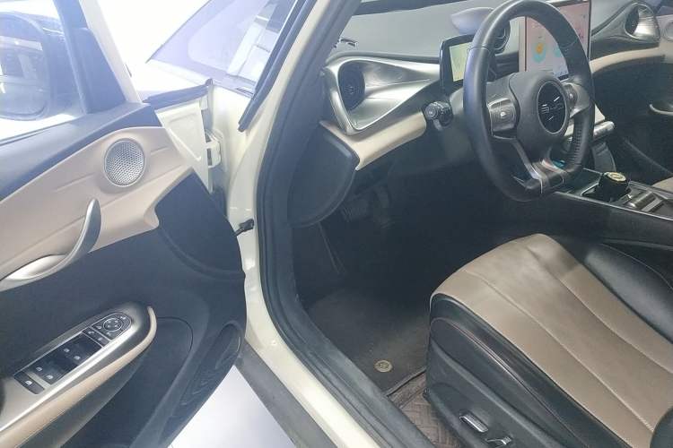 Used BYD Dolphin 2023 420 km Fashion Edition