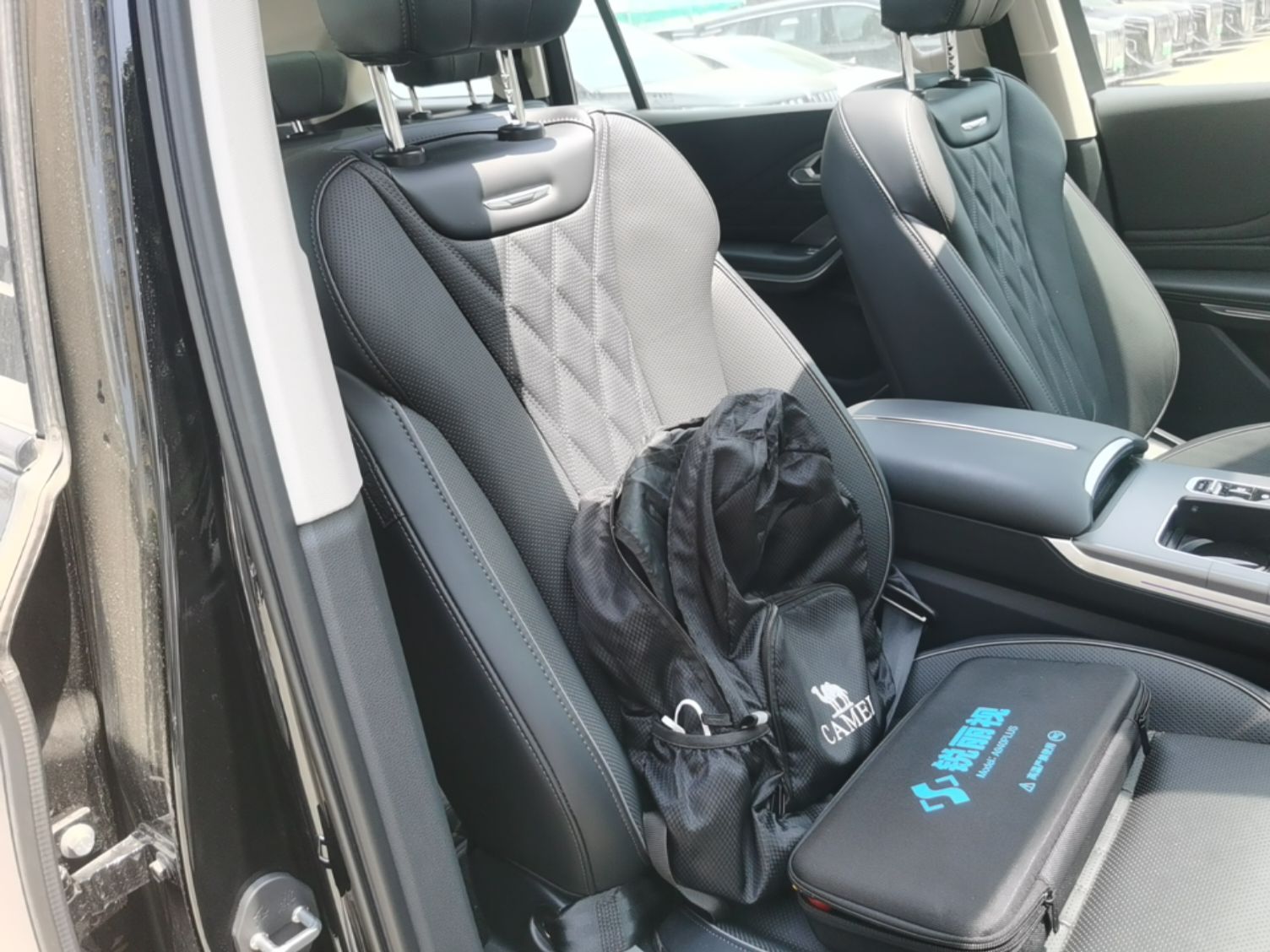 Hongqi HS7 PHEV 2024 2.0T PHEV Four-Wheel Drive Flagship Edition 7 Seats — снимка 19
