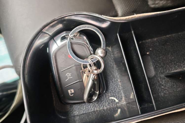 Used Cadillac XT5 2017 Anniversary Edition 25T Luxury Model