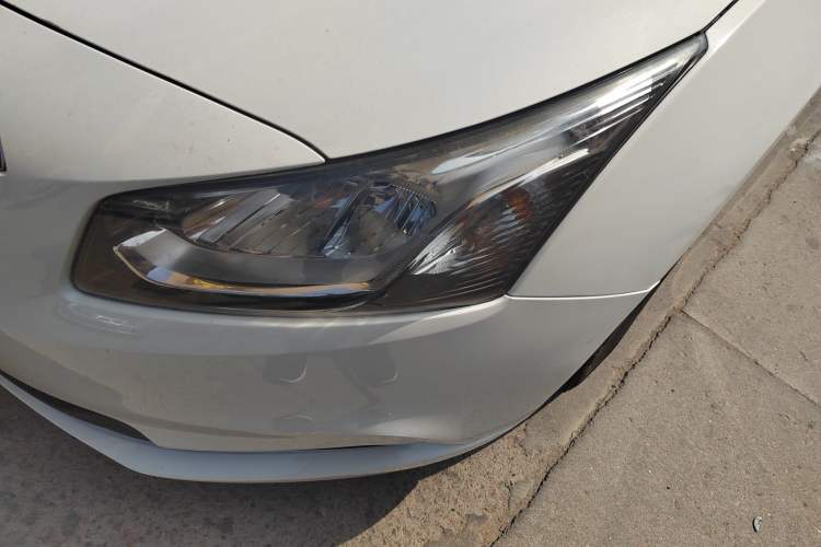 Used Chevrolet Cruze 2015 1.5L Classic SL MT