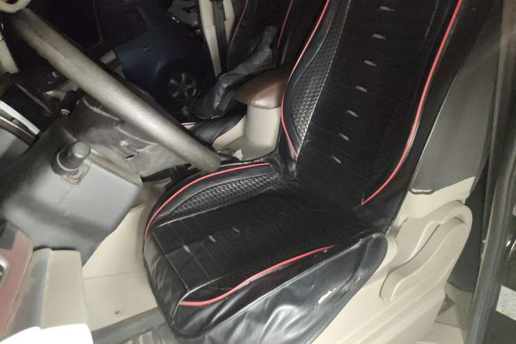 Used FORTHING Lingzhi 2018 M5L 1.6L 7-Seater Luxury Model
