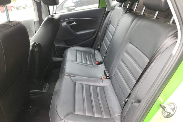 Used Volkswagen Polo 2014 1.6L Automatic Luxury Edition
