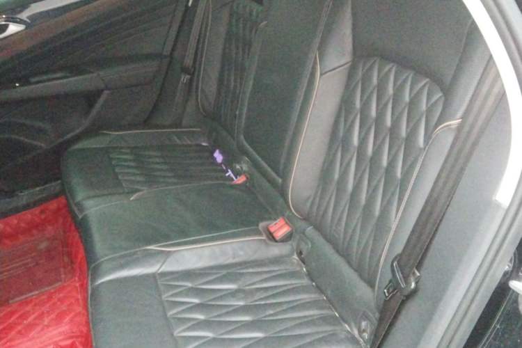 Used Volkswagen Passat 2019 330TSI Luxury Edition China VI Standard