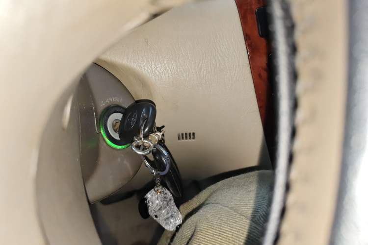 Used Toyota Corolla EX 2005 1.8L Automatic Anniversary Special Edition Vehicle Key