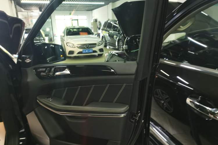 Used Mercedes-Benz GL-Class AMG 2014 AMG GL 63
