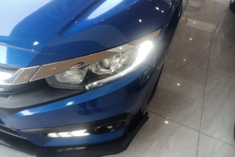 Used Honda Civic 2016 220TURBO CVT Luxury Edition Left Front Headlight