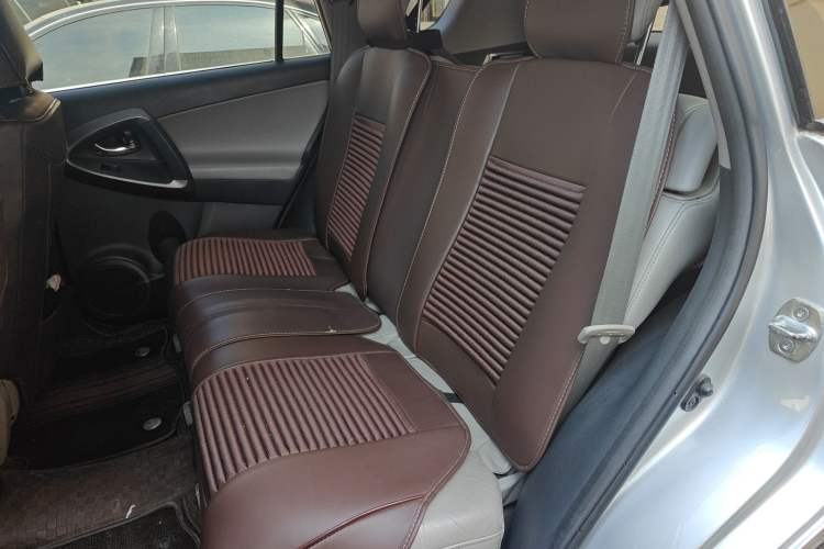 Used Toyota RAV4 2009 2.4L Automatic Luxury Edition