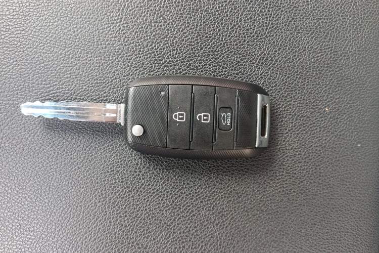 Used Kia K4 2014 1.8L Manual GL
