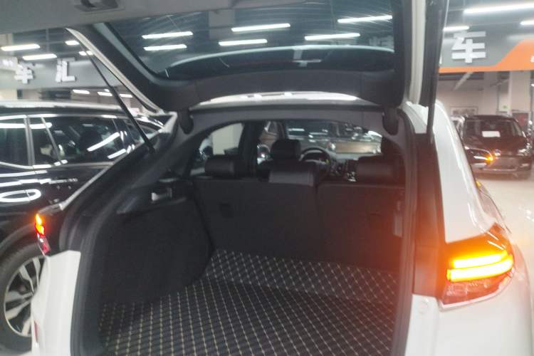 Used Honda UR-V 2020 370TURBO Two-Wheel Drive Luxury Edition