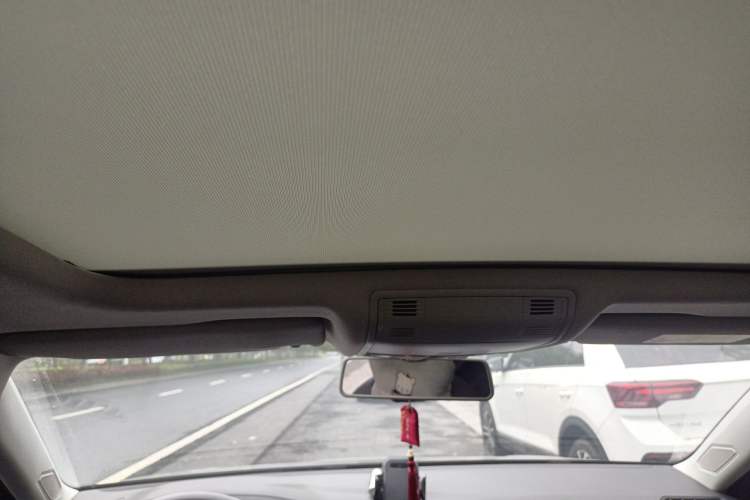 Used Volkswagen Sagitar 2021 280TSI DSG Comfort Connect Edition Headliner