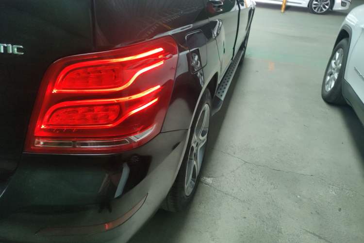 Used Mercedes-Benz GLK-Class 2015 GLK 300 4MATIC Fashion Edition Ultimate Version Right Rear Taillight