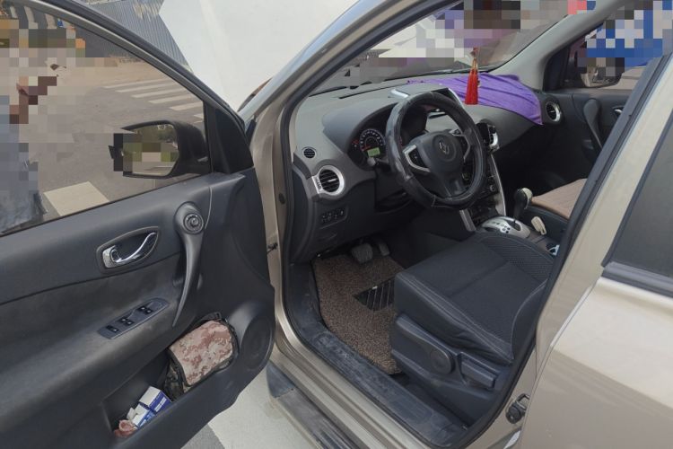 Used Renault Koleos 2013 2.5L Two-Wheel-Drive Urban Edition
