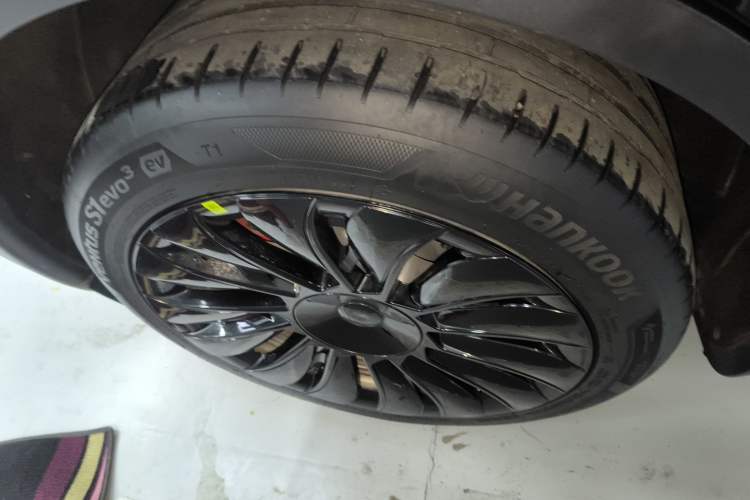 Used Tesla Model Y 2022 Revised Version Long-Range All-Wheel Drive