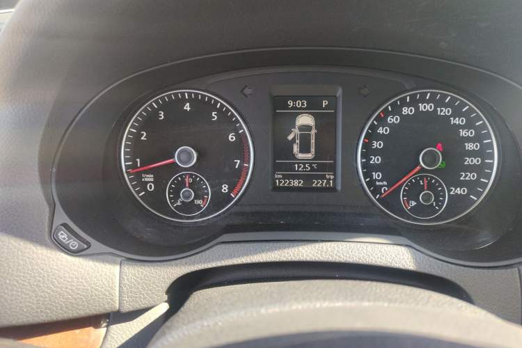 Used Volkswagen Sharan 2014 2.0 TSI Comfort Model