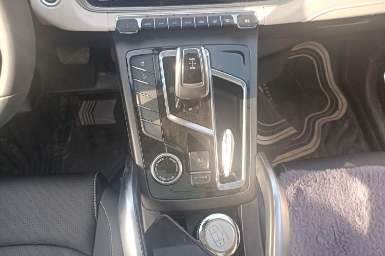 Used Geely Auto Emgrand X7 Sport 2022 Boyue X 1.8TD DCT Smart Model Gear Lever