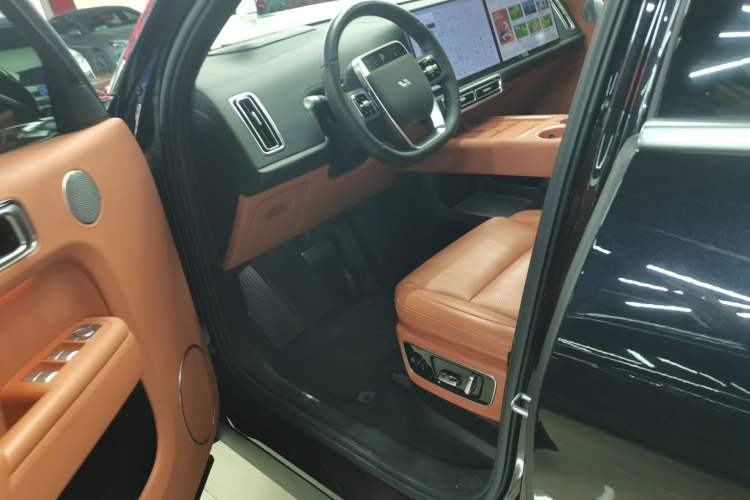 Used Li Auto L7 2024 Pro Model
