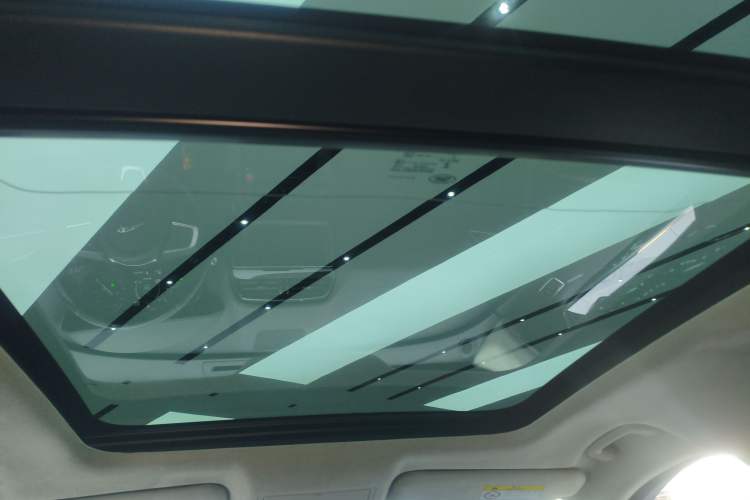 Used Jaguar F-PACE 2019 2.0T Four-Wheel Drive Urban Luxury Edition
