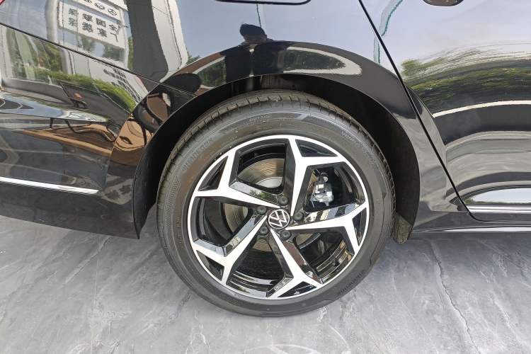 Used Volkswagen Passat 2026 Model, Outstanding 380TSI Xingkong Longteng Edition