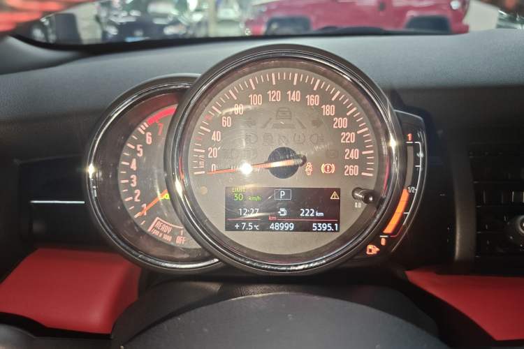 Used MINI MINI 2018 1.5T COOPER Racing Driver
