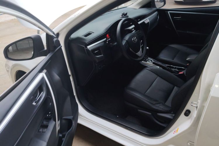 Used Toyota Corolla 2014 1.6L CVT GL-i Driver Seat