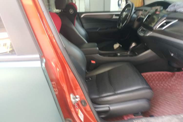 Used Honda Jade 2013 1.8L CVT Luxury Edition 6 seats