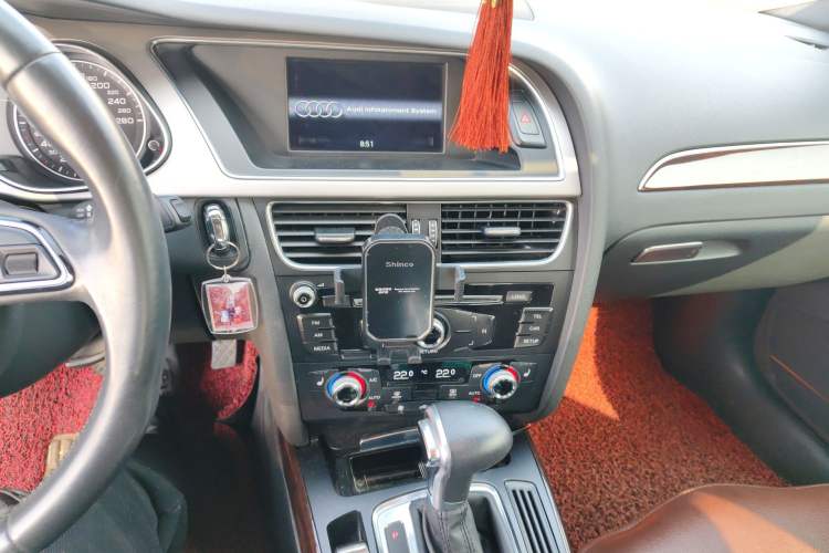 Used Audi A4L 2015 35 TFSI Automatic Comfort Model
