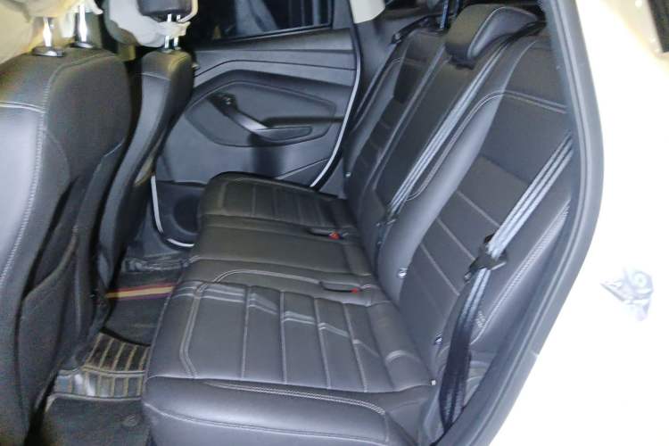 Used Ford Kuga 2019 EcoBoost 180 Two-Wheel-Drive Platinum Edition China VI Standard
