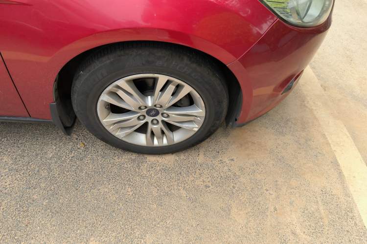 Used Ford Focus 2012 Hatchback 1.6L Manual Comfort Model