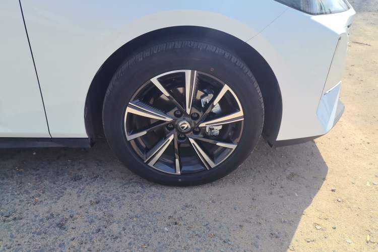 Used CHANGAN Eado 2025 Blue Whale 1.5T 500Bar Prestige Model
