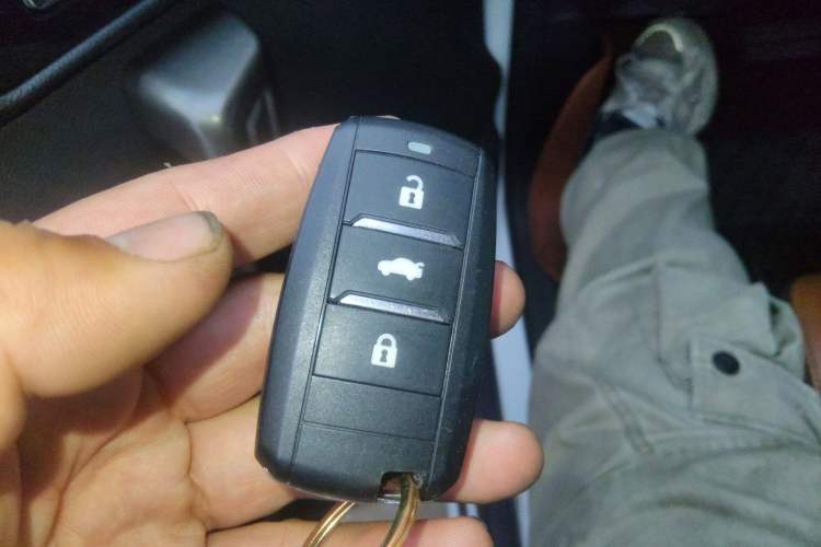 Used CHANGAN OSHAN CX70 2017 CX70T 1.5T Automatic Zunqing Edition Vehicle Key