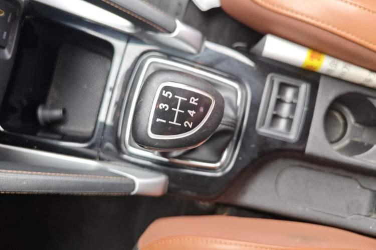 Used BAIC Senova X35 2016 1.5L Manual Luxury Edition