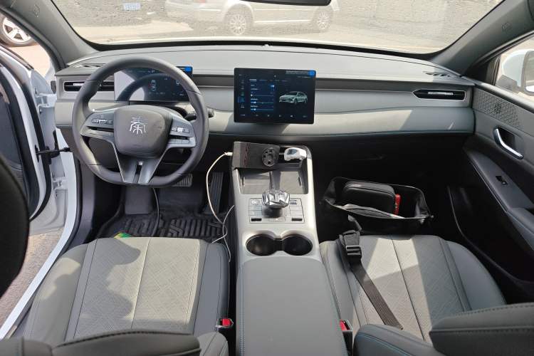 Used BYD Qin PLUS 2025 DM-i Smart Drive 55KM Leading Model
