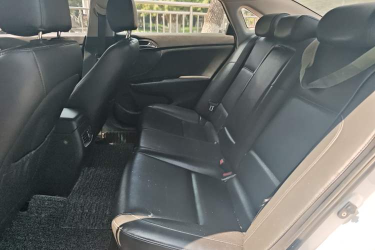 Used Hyundai Mistra 2014 1.8L Automatic Smart GLS
