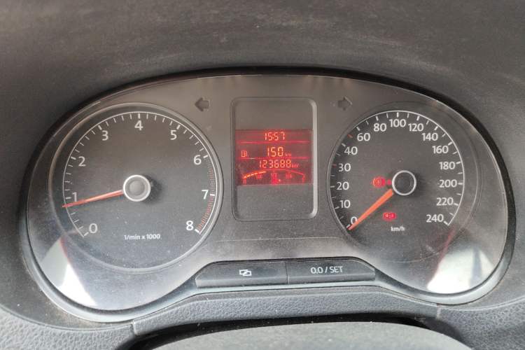 Used Volkswagen Polo 2011 1.4L Manual ZhiShang Edition