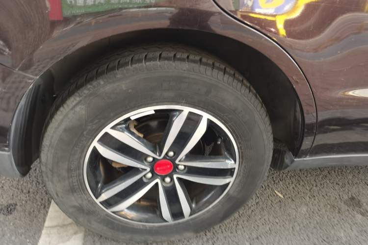 Used Geely Auto GX7 2015 Sports Edition 2.0L Automatic Prestige Model