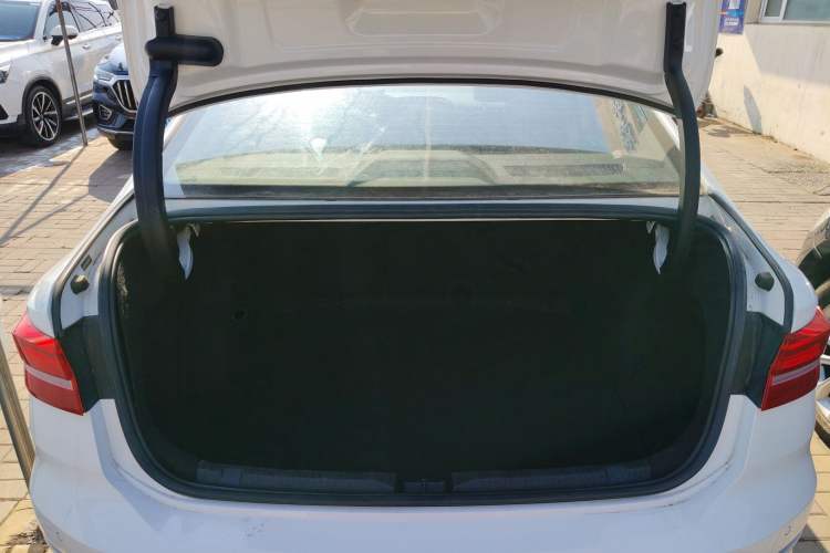 Used Volkswagen Lavida 2019 1.5L Automatic Vision Edition China VI Standard