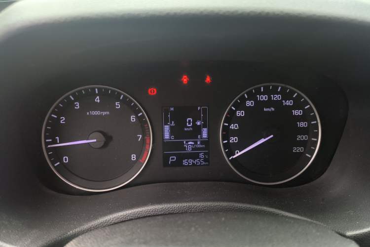 Used Hyundai ix25 2015 2.0L Automatic Two-Wheel Drive Intelligent GLS