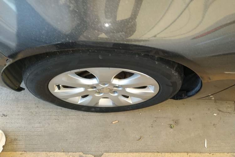 Used Buick Regal 2015 1.6T Leading Technology Model Left Front Wheel Hub