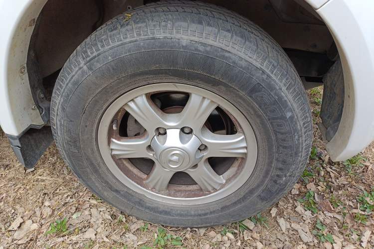 Used Great Wall Wingle 5 2020 2.4L Gasoline Two-Wheel Drive Value Edition Big Double Cab China VI Standard 4K22D4M Right Front Wheel Hub