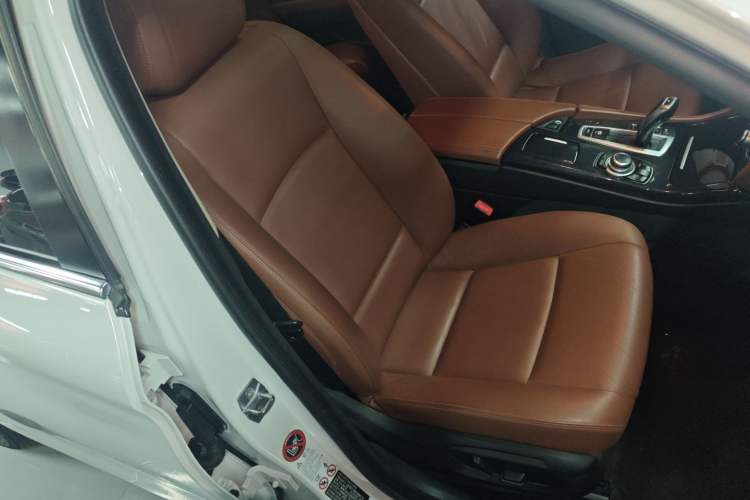 Used BMW 5 Series 2014 520Li Elegant Model