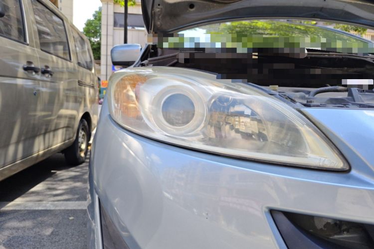 Used Mazda 5 2011 2.0L Automatic Comfort Edition