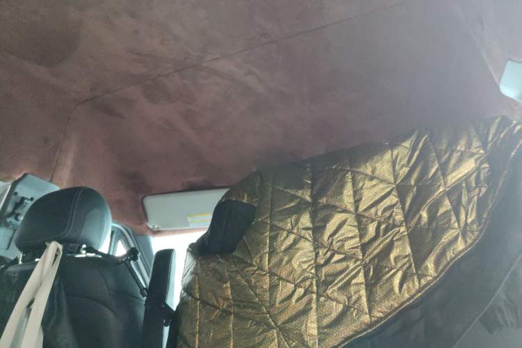 Used Ford Transit Custom 2015 2.4T Short-Wheelbase 6-Seater Mid-Roof Multi-Purpose Vehicle
