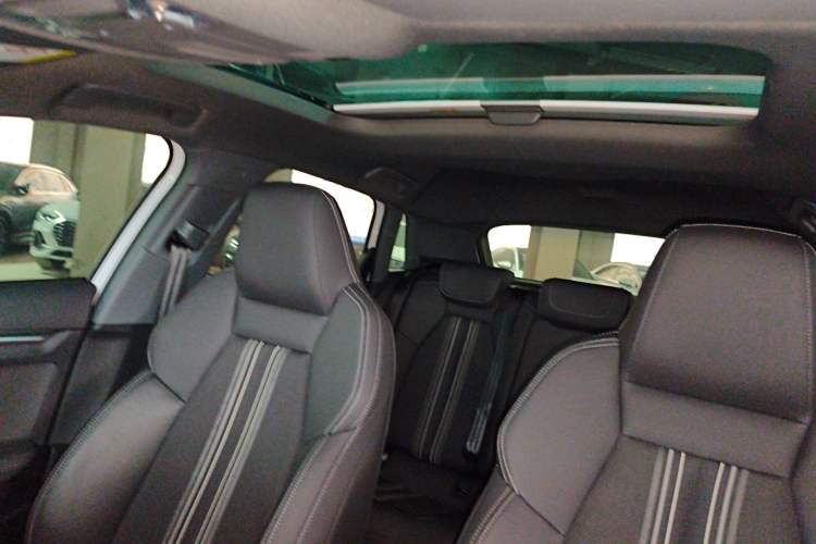 Used Audi A3 2022 Sportback 35 TFSI Fashionable Sports Model
