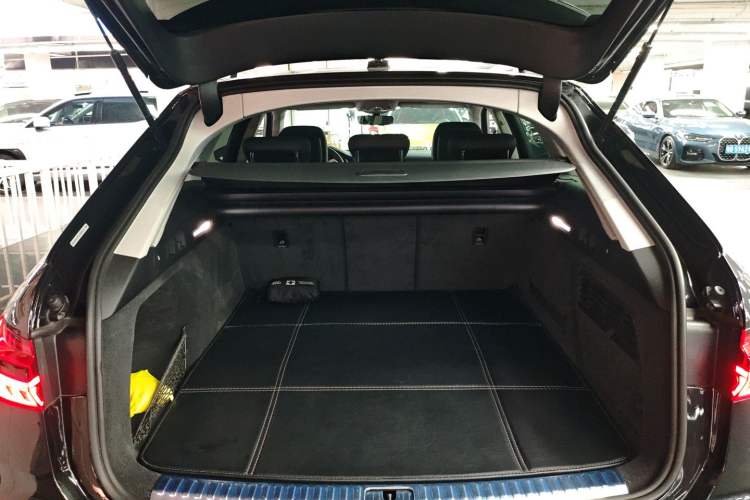 Used Audi A6 2020 allroad quattro Explorer 55 TFSI Prestige Off-Road Model