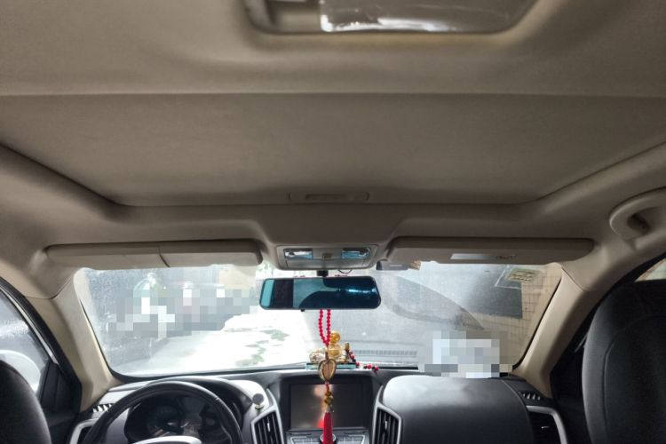 Used Dongfeng Aeolus AX7 2015 2.0L Automatic Zhiyi Trim
