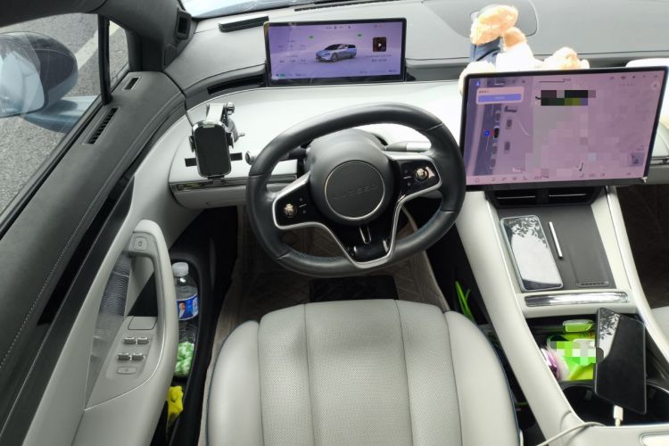 Used Hima Luxeed S7 2024 Max Rear-Drive Long-Range Intelligent Driving Version Steering Wheel