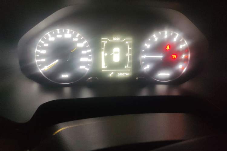 Used Chery Tiggo 5x 2020 1.5L Manual Fashion Edition Odometer Close Up