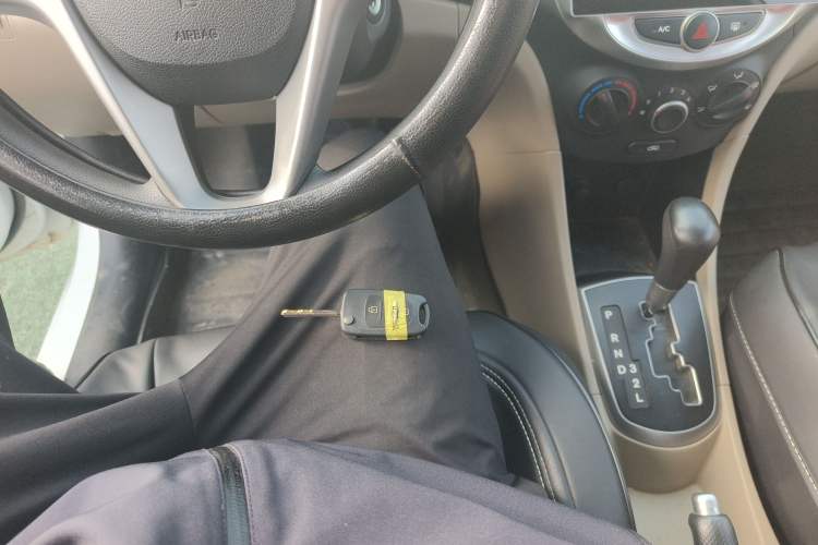 Used Hyundai Verna (older generation) 2016 1.4L Automatic Smart GLS
