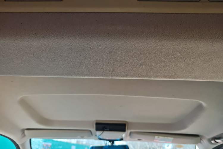 Used FORTHING Lingzhi 2019 M5L 1.6L 7-Seater Luxury Model China VI Standard Headliner