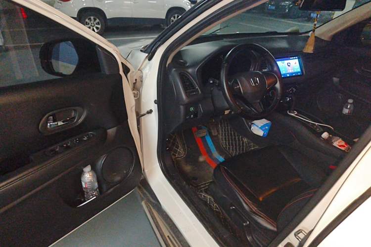 Used Honda Vezel 2015 1.5L CVT two-wheel drive Comfort trim